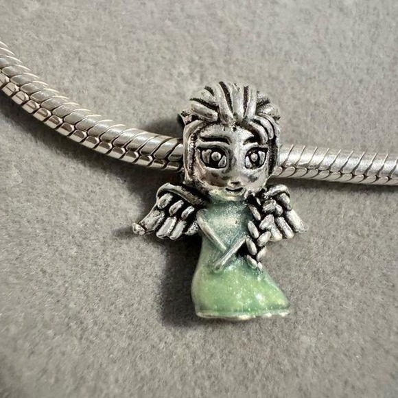 Frozen Elsa Charm‎ fits PANDORA - Picture 1 of 8